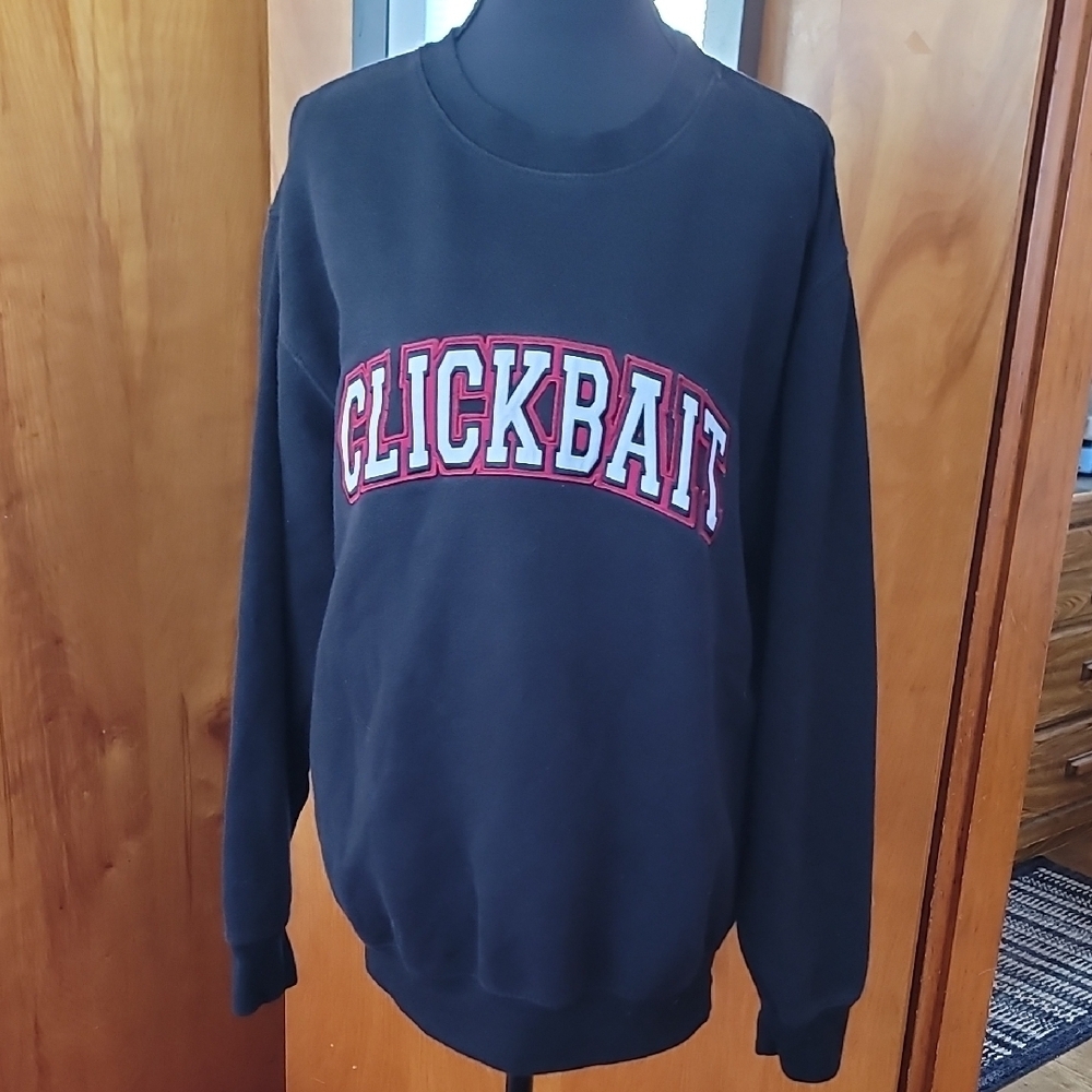 Black Crewneck Clickbait Sweatshirt - Picture 7 of 7